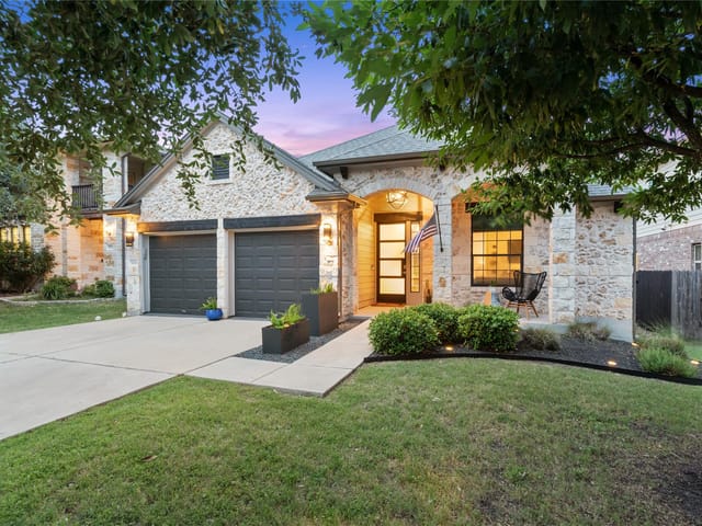 5216 Allamanda Dr
