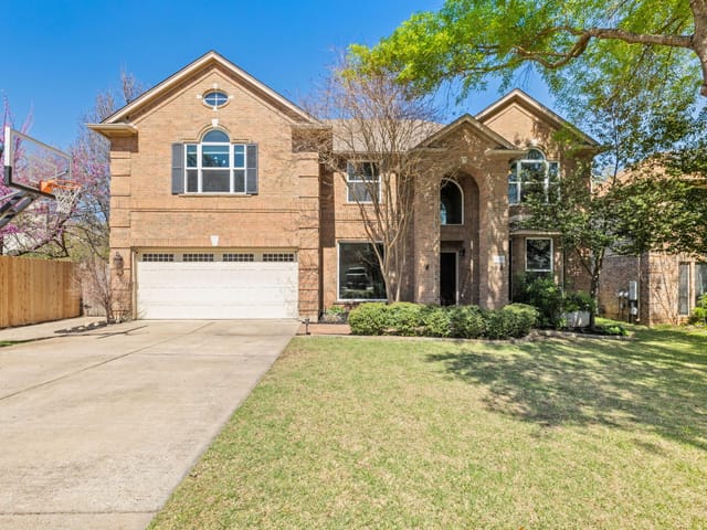 5216 Mcdade Dr