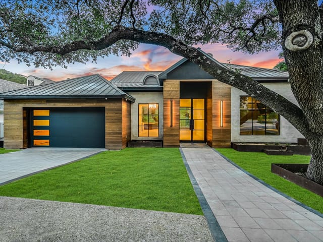 5217 S Scout Island CIR