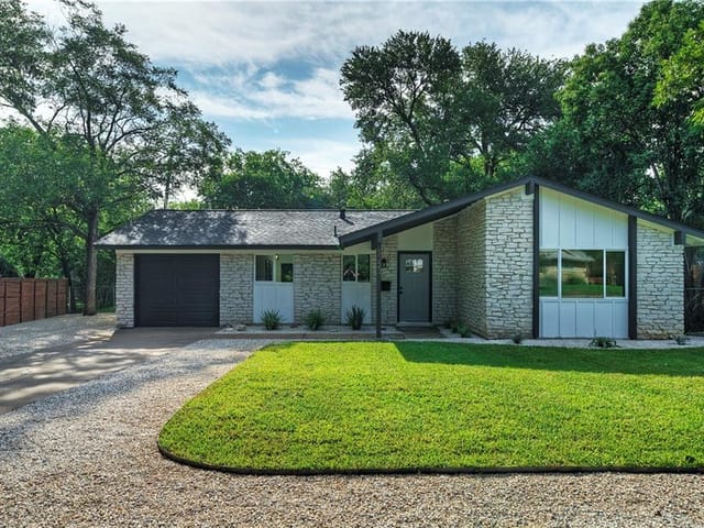5223 Kings Hwy