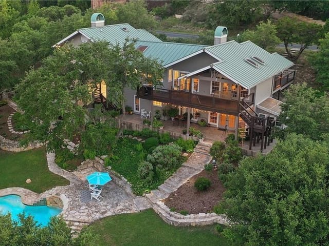5224 Mccormick Mountain DR