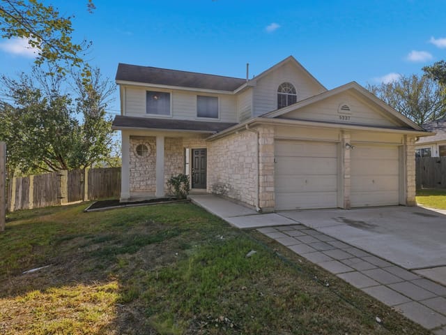 5237 Coppermead LN
