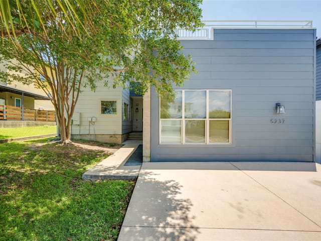 5237 Sendero Hills PKWY