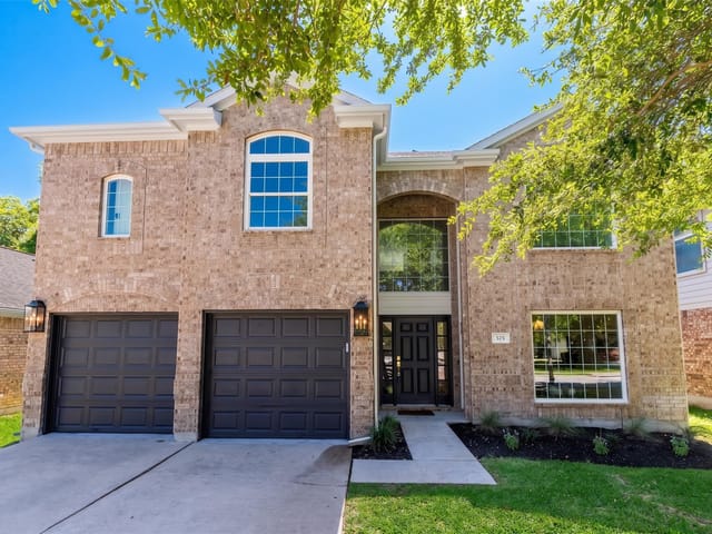 525 Golden Creek DR