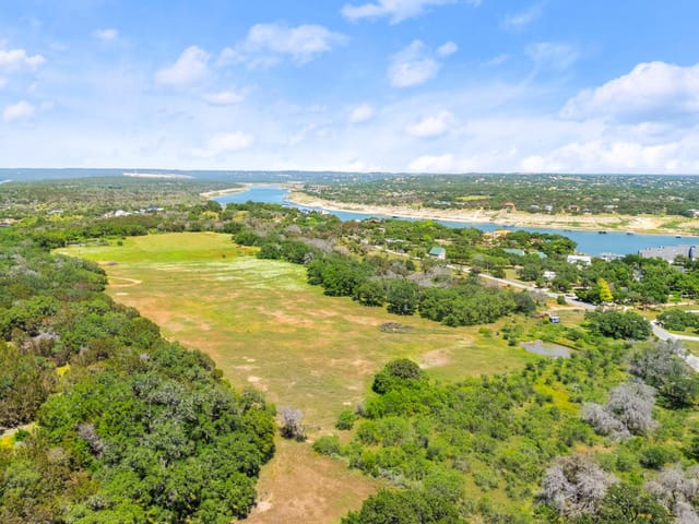 525 Pace Bend Rd N - property photo 1 - Luxury home in Spicewood, TX