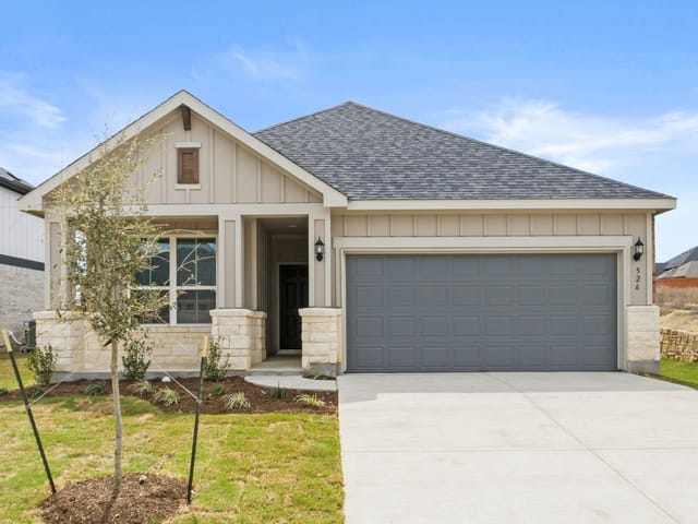 526 Rubber Tree Way
