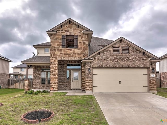 5300 Primavera LN