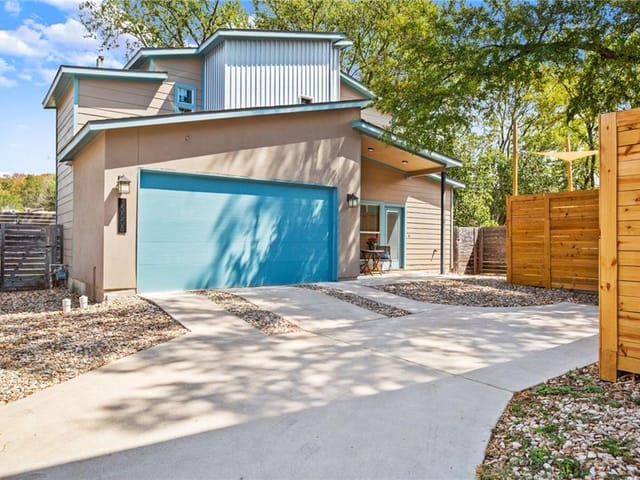 5300 Samuel Huston Ave Unit #B