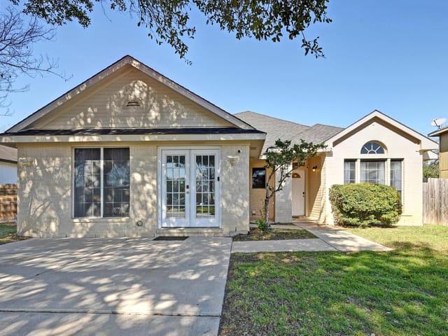 5302 Walnut Grove DR