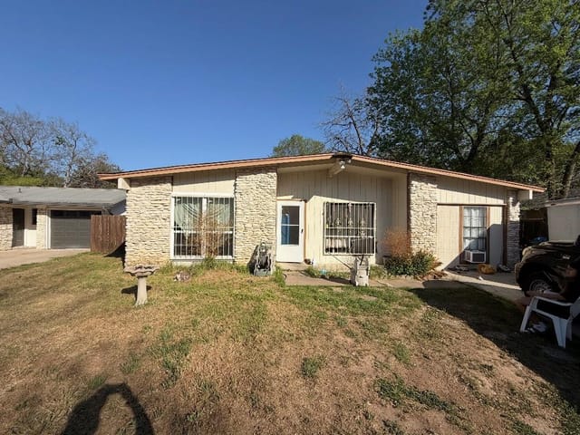 5303 Harvest Ln