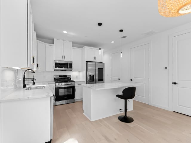 5305 Ledesma RD Unit #4