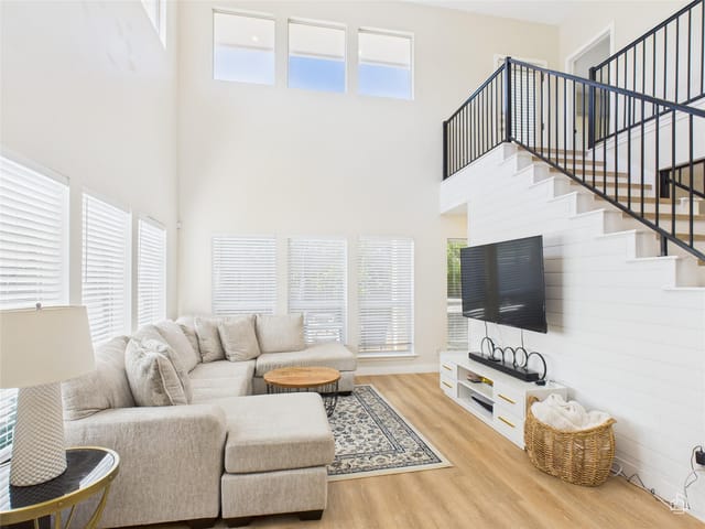 5306 Beacon Dr Unit #A