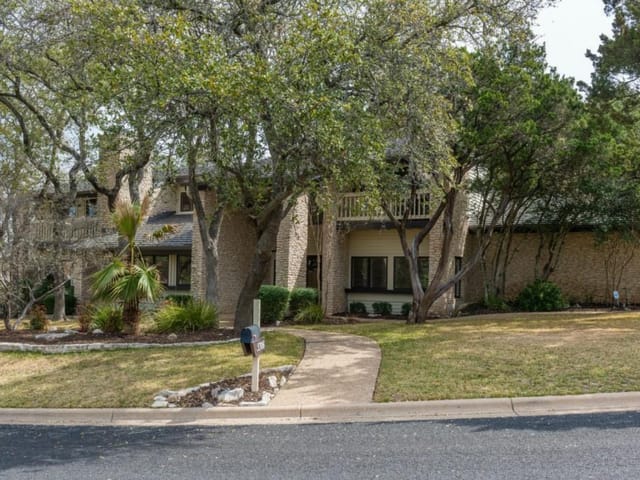 5306 Valburn Cir