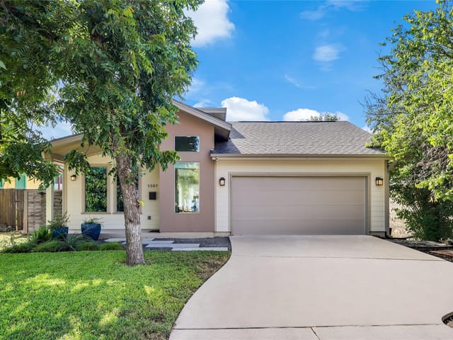 5307 Aurora DR