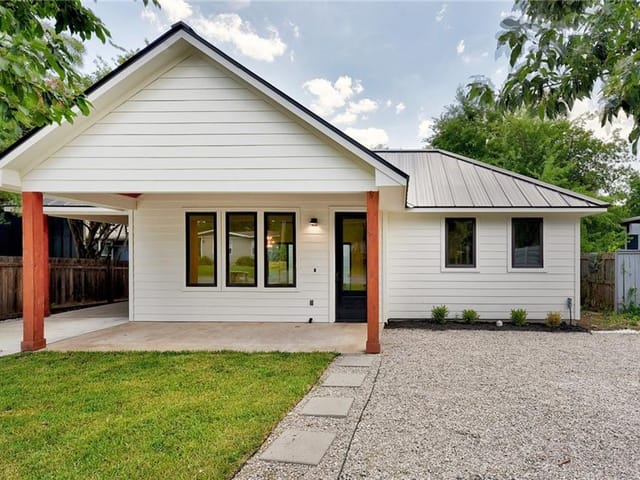 5307 Harmon Ave Unit #1