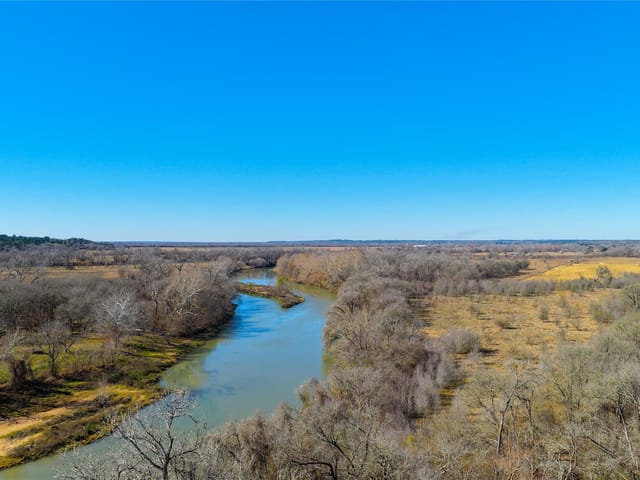 531 Highway 71 W