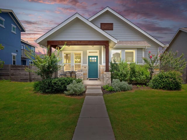 5312 Baythorne Dr