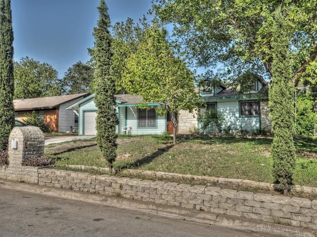 5313 WELLINGTON Dr
