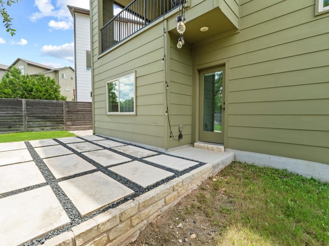 5315 La Crosse Ave Unit #11