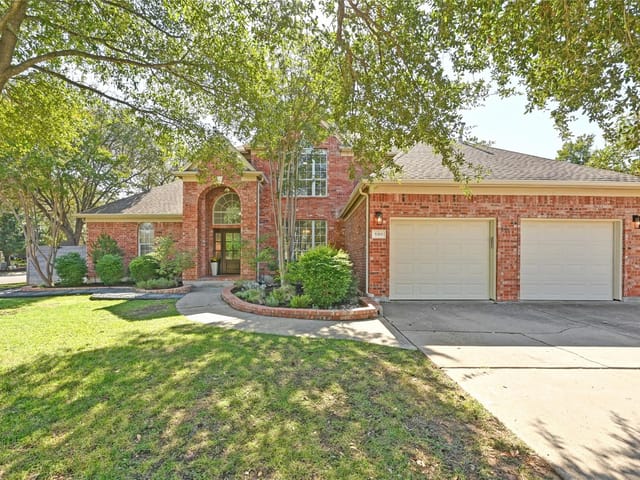 5315 Viamonte Ln