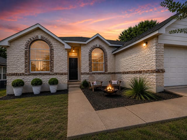 5318 Hickory DR