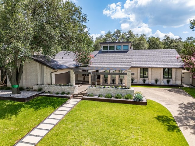 5318 Valburn CIR