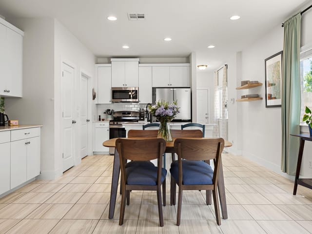 532 White Steppe WAY Unit #252