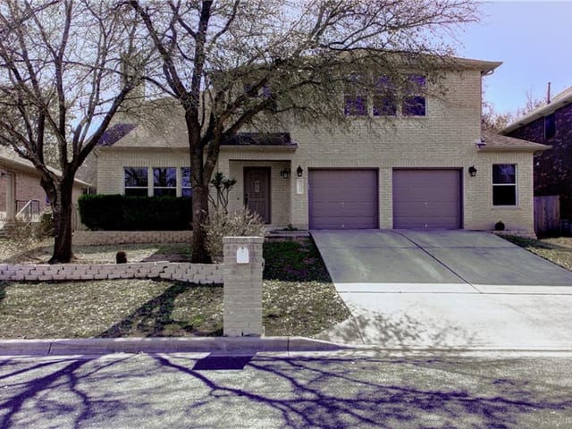 5325 Tamango Way