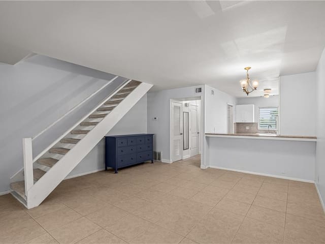 5330 Balcones Dr Unit #B