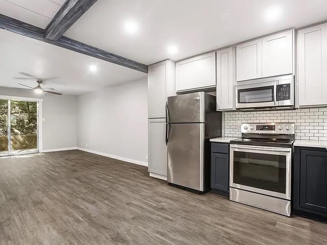 5330 Balcones DR Unit #C