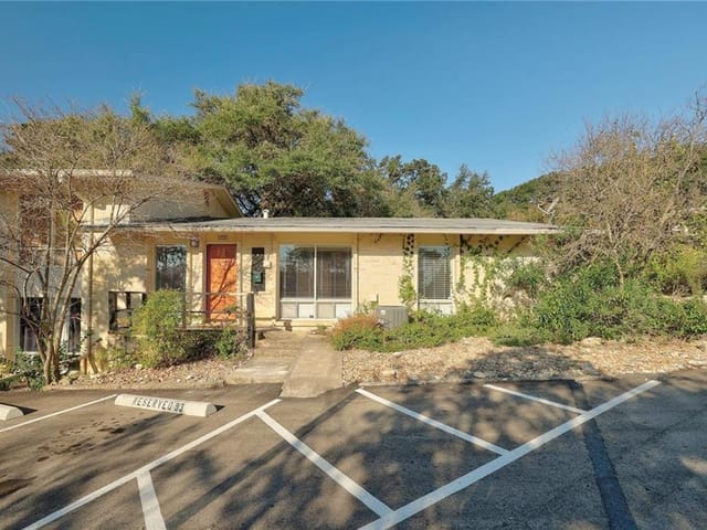 5332 Balcones DR Unit #A