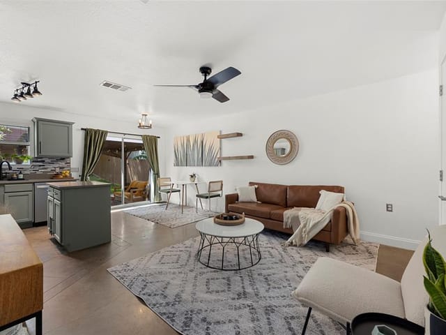 5340 Krueger Ln