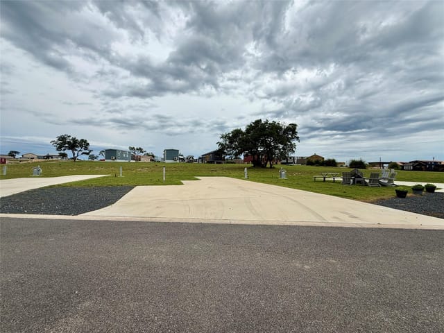 5386 Ranch Road 1376 Unit #212