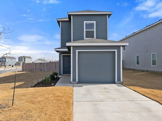 539 Commander Abbott Dr