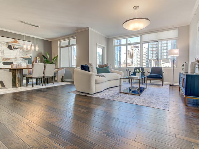 54 Rainey St Unit #1218