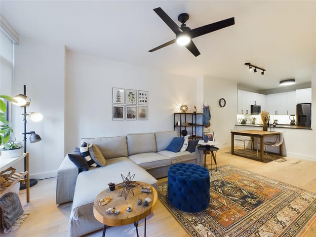 54 Rainey ST Unit #415
