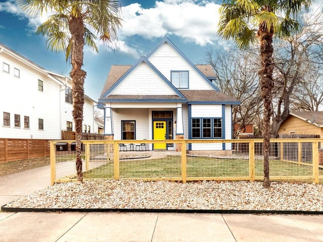 5402 Duval St Unit #A