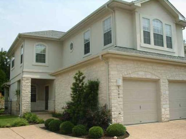 5404 Courtyard Dr