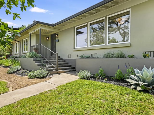 5404 RIDGE OAK Dr