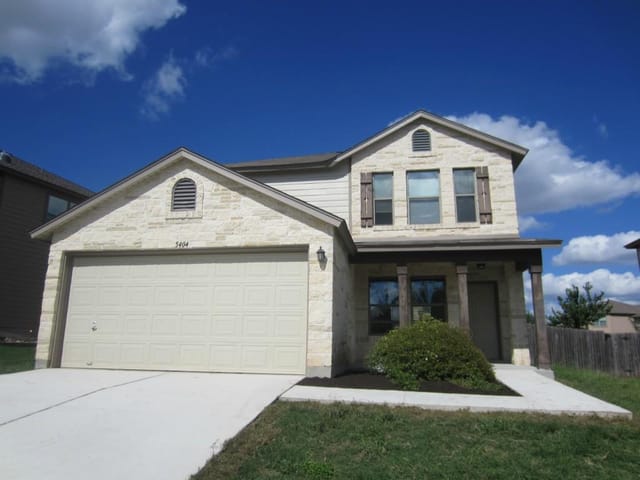 5404 S Hearsey Dr