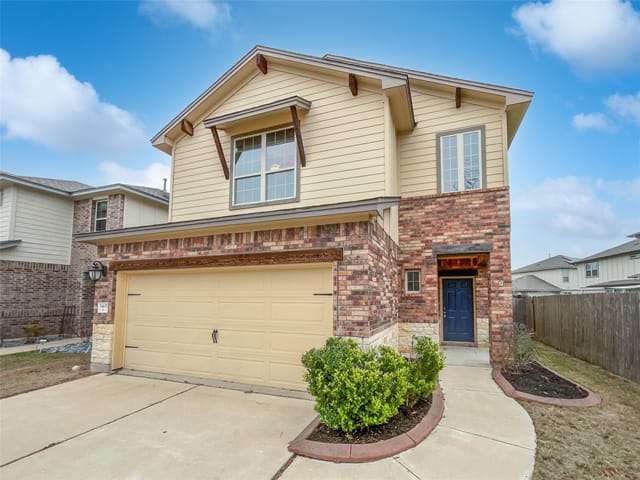 5405 Daimler Dr