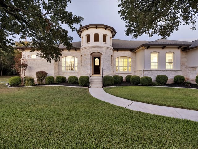 5409 Laguna Cliff LN