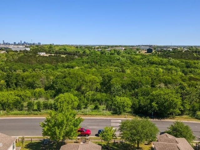 5410,5412,5500,5502,5504 Viewpoint Dr