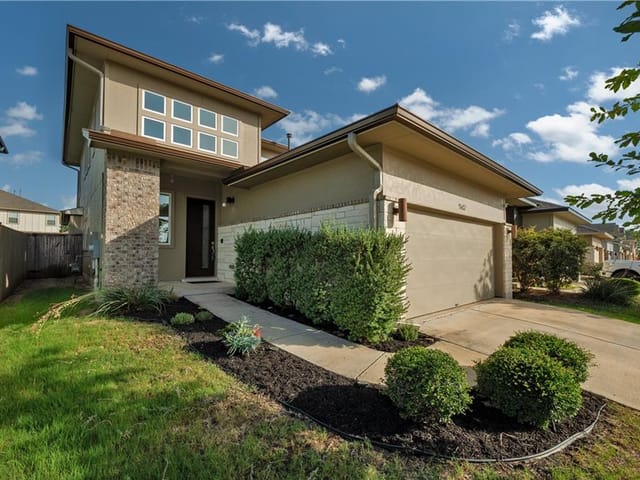 5412 Daimler Dr