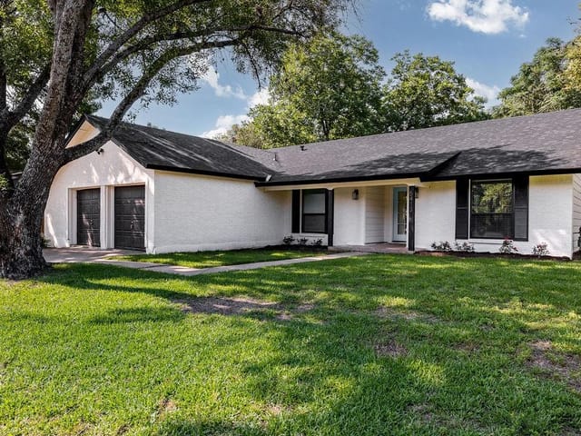5413 Salem Walk Dr