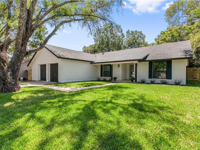 5413 Salem Walk Dr