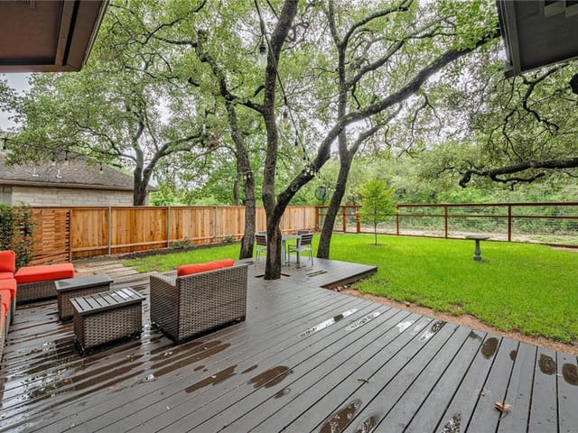 5436 Moon Shadow Dr