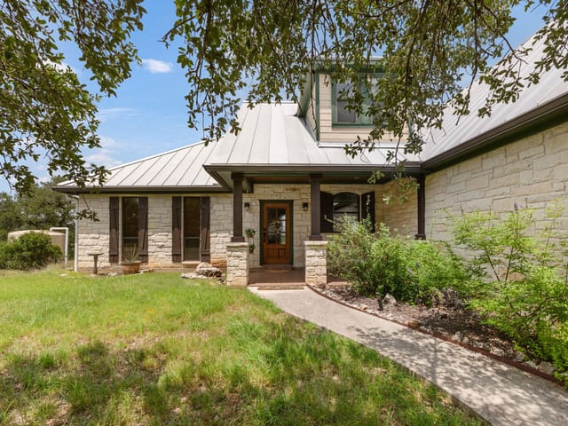 544 River View DR