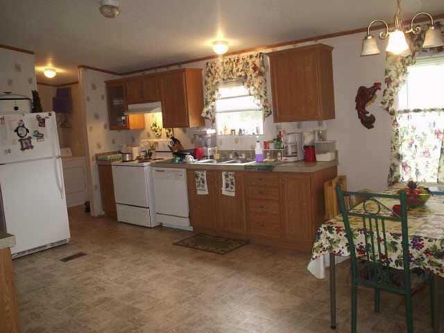546 Old San Antonio RD