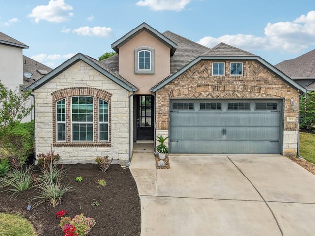 548 Faith Dr